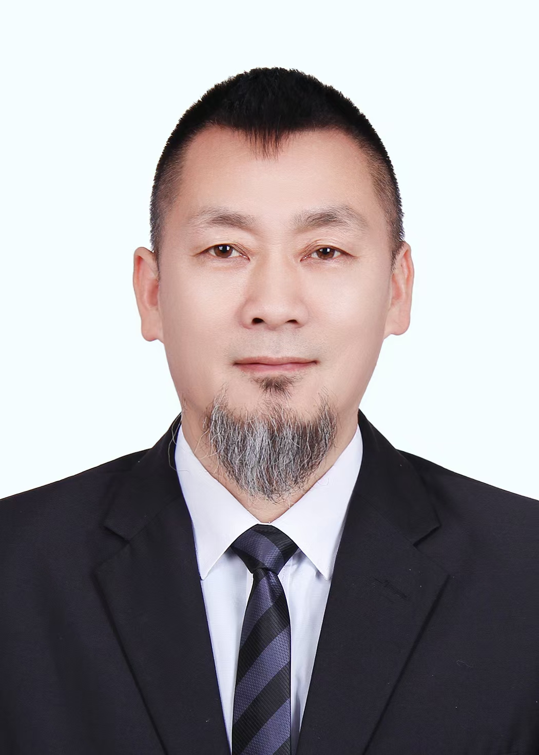 梁国义